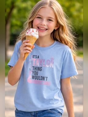 Taylor Swift 'Its a Taylor Thing' Girls Size 12 Tshirt NWOT